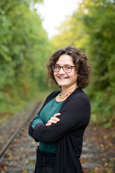 Clara Hahn Clara Hahn